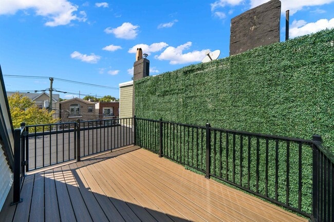 property at 604 Palisade Ave