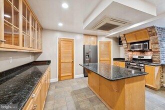 1225 30th St NW in Washington, DC - Building Photo - Building Photo