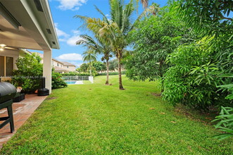 6001 SW 195th Ave in Fort Lauderdale, FL - Building Photo - Building Photo