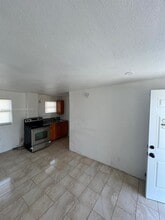 485 SW 4th Ave in Homestead, FL - Building Photo - Building Photo