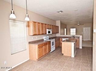 3631 E Orchid Ln in Gilbert, AZ - Foto de edificio - Building Photo