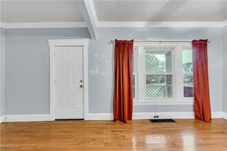 1289 W 115th St in Cleveland, OH - Building Photo - Building Photo