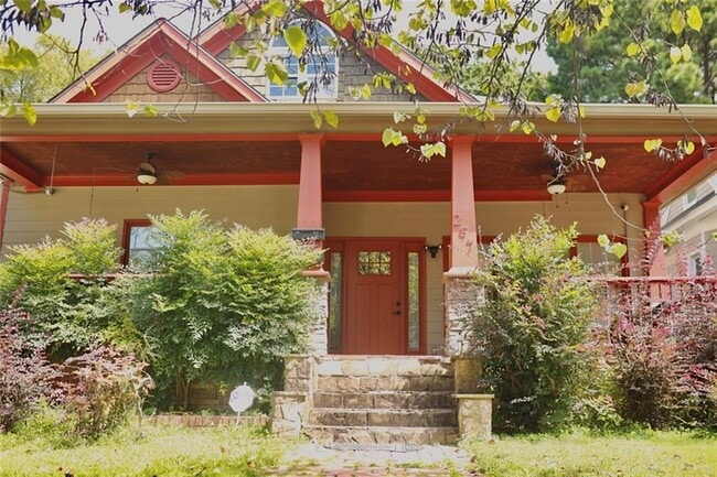 property at 297 Prospect Pl NE