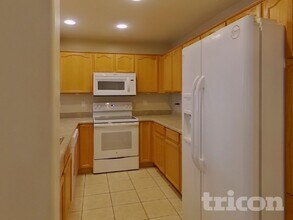 16015 N 30th St in Phoenix, AZ - Building Photo - Building Photo