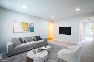 2792 Bordeaux Pl in Woodbridge, VA - Foto de edificio - Building Photo