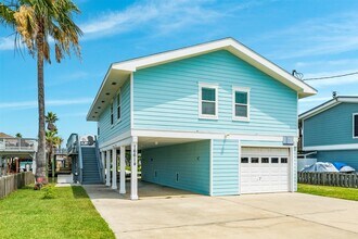 16614 Bermuda Way in Jamaica Beach, TX - Building Photo - Building Photo