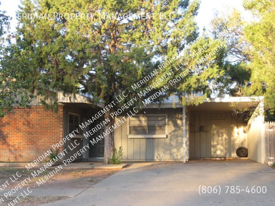 1708 Elkhart Ave in Lubbock, TX - Building Photo