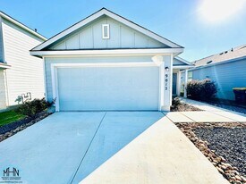 9012 Sumners Wise in Converse, TX - Building Photo