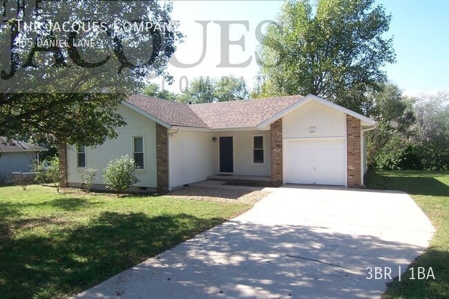 property at 605 Daniel Ln