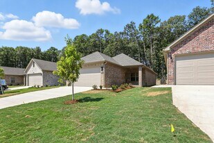 13410 Teton Dr in Little Rock, AR - Building Photo