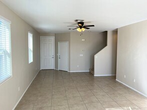 755 Proud Waters Ct in Las Vegas, NV - Building Photo - Building Photo