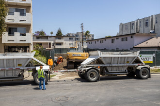 1828 Butler Ave in Los Angeles, CA - Building Photo - Building Photo