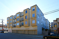 1300 Irving St in San Francisco, CA - Building Photo - Building Photo