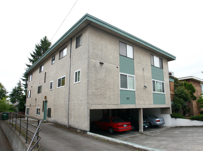 Greenwood Apartments in Seattle, WA - Building Photo - Building Photo