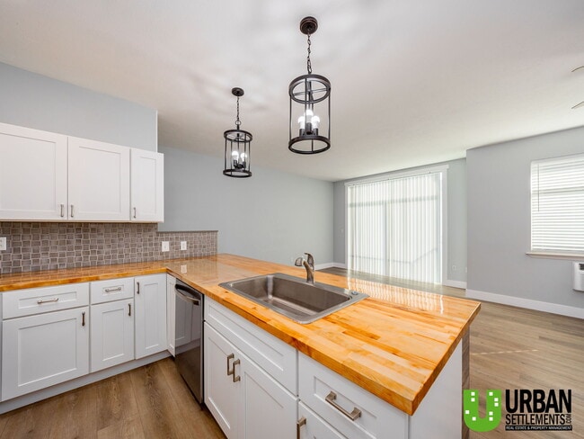 property at 22855 E Country Vista Dr