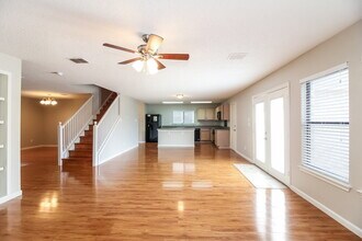 324 Rosewood Ln in Cedar Hill, TX - Building Photo - Building Photo