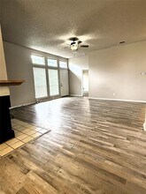 812 Twin Creek Dr in Desoto, TX - Building Photo - Building Photo