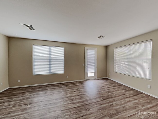2905 Aspen Club Ave in North Las Vegas, NV - Building Photo - Building Photo