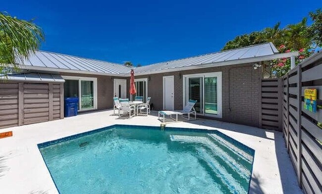 property at 1801 S US Hwy 1