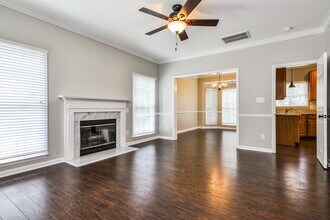 7705 Hollyheight Ln in Raleigh, NC - Building Photo - Building Photo