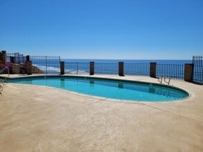 190 Del Mar Shores Terrace in Solana Beach, CA - Building Photo - Building Photo