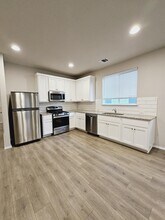 1449 Goforth Rd in Kyle, TX - Building Photo - Building Photo