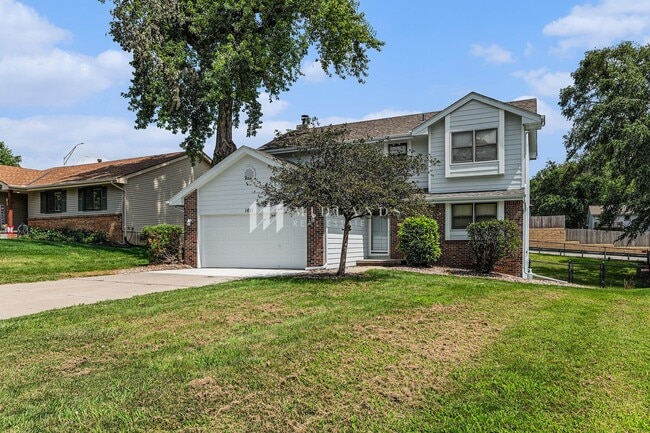 1611 S 168th Ave in Omaha, NE - Foto de edificio - Building Photo