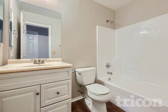 8754 W Christopher Michael Ln in Peoria, AZ - Foto de edificio - Building Photo