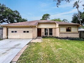 15231 Cabots Landing Dr in Houston, TX - Building Photo