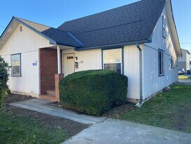 138 E Orange Ave in Burlington, WA - Building Photo