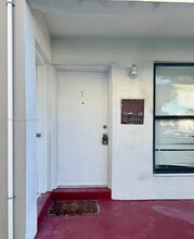 1800 Normandy Dr in Miami Beach, FL - Building Photo - Building Photo