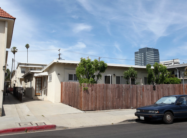 1403 Brockton Ave in Los Angeles, CA - Building Photo - Building Photo