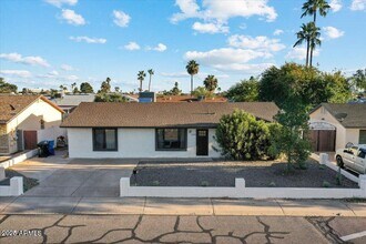 3319 E Campo Bello Dr in Phoenix, AZ - Building Photo - Building Photo