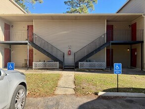 1128 Southwood Dr in Fayetteville, NC - Foto de edificio - Building Photo
