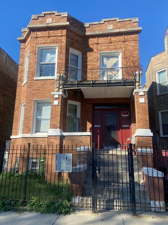 622 N Trumbull Ave in Chicago, IL - Building Photo