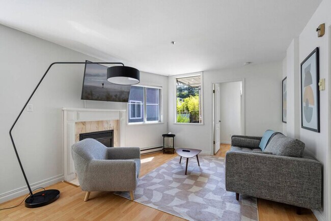 1126 W 11th Ave in Vancouver, BC - Building Photo - Building Photo