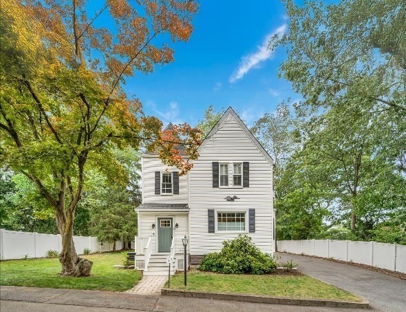 property at 3 Highet Ave