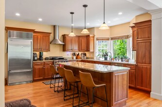 15 Edgemoor Cir in Wellesley, MA - Building Photo - Building Photo