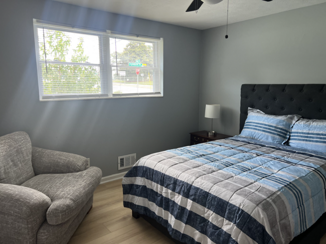 property at 5966 Lyndale St