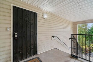 6303 Waldrop Pl in Decatur, GA - Building Photo
