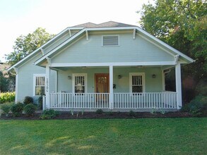 10306 Country Club Dr in Dallas, TX - Building Photo - Building Photo