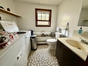 21 Langdon Rd, Unit 1 in Wayland, MA - Building Photo - Building Photo