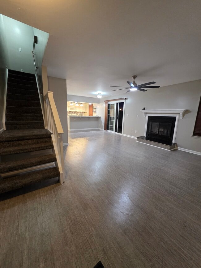 283 Ferdinand Cir, Unit Columbus Station Condo in Virginia Beach, VA - Building Photo - Building Photo