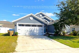 4011 Sunny Day Way in Kissimmee, FL - Building Photo
