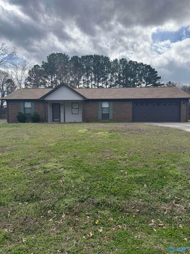 206 Peabody Rd in Meridianville, AL - Building Photo - Building Photo