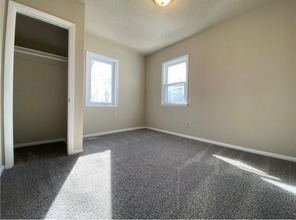 3440 Easton Blvd in Des Moines, IA - Foto de edificio - Building Photo