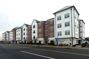 Green Oaks Apartments