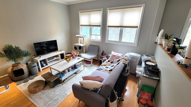 89 Hancock St, Unit 3 in Cambridge, MA - Foto de edificio - Building Photo