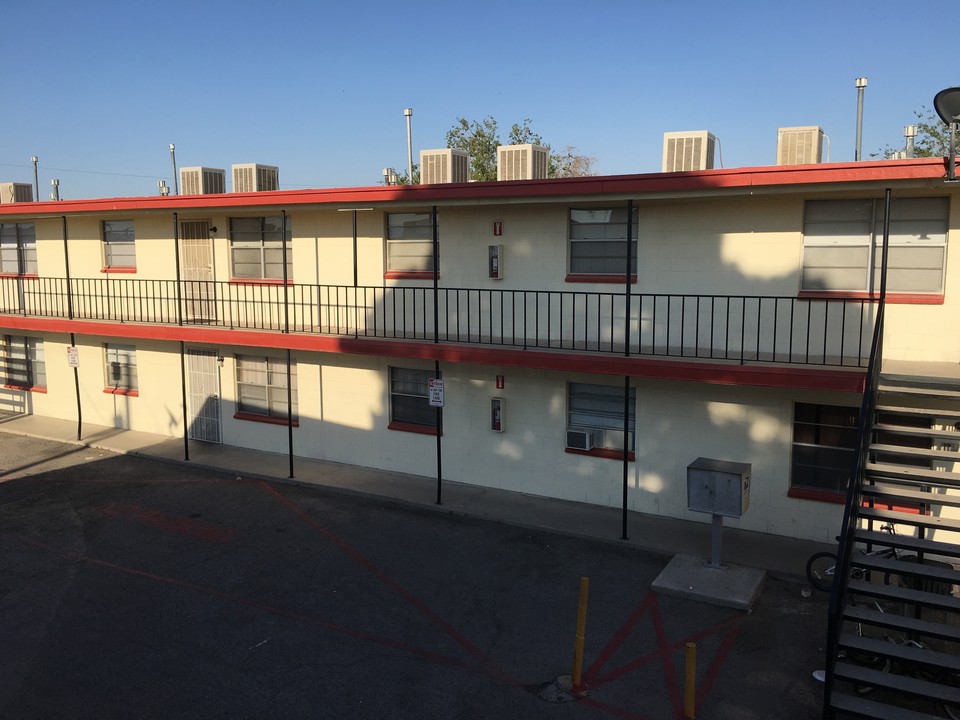 San Jose Apartments in El Paso, TX - Foto de edificio