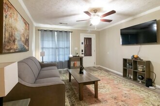 3001 Alamo Ct in Columbus, GA - Building Photo - Building Photo